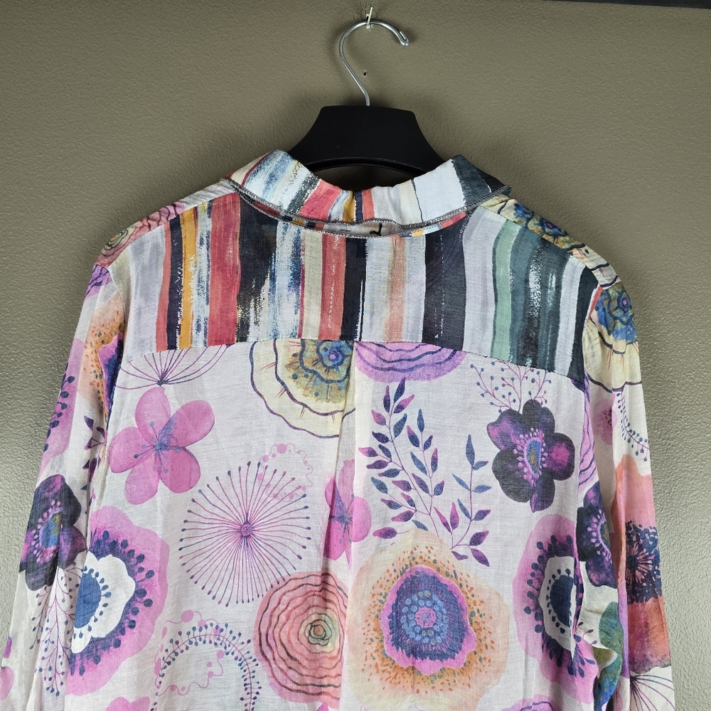 Colorful Floral Women's Blouse - Picture 8 of 15